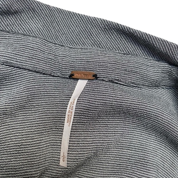 Free People Magic Breeze Gray Micro Stripe Button Down Shirt Large Oversized - Picture 14 of 16